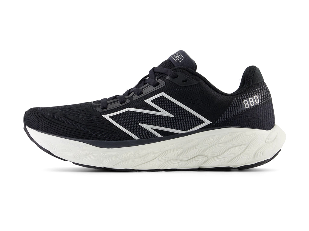 Fresh Foam X 880v14 - Black/Sea Salt/Silver (W)