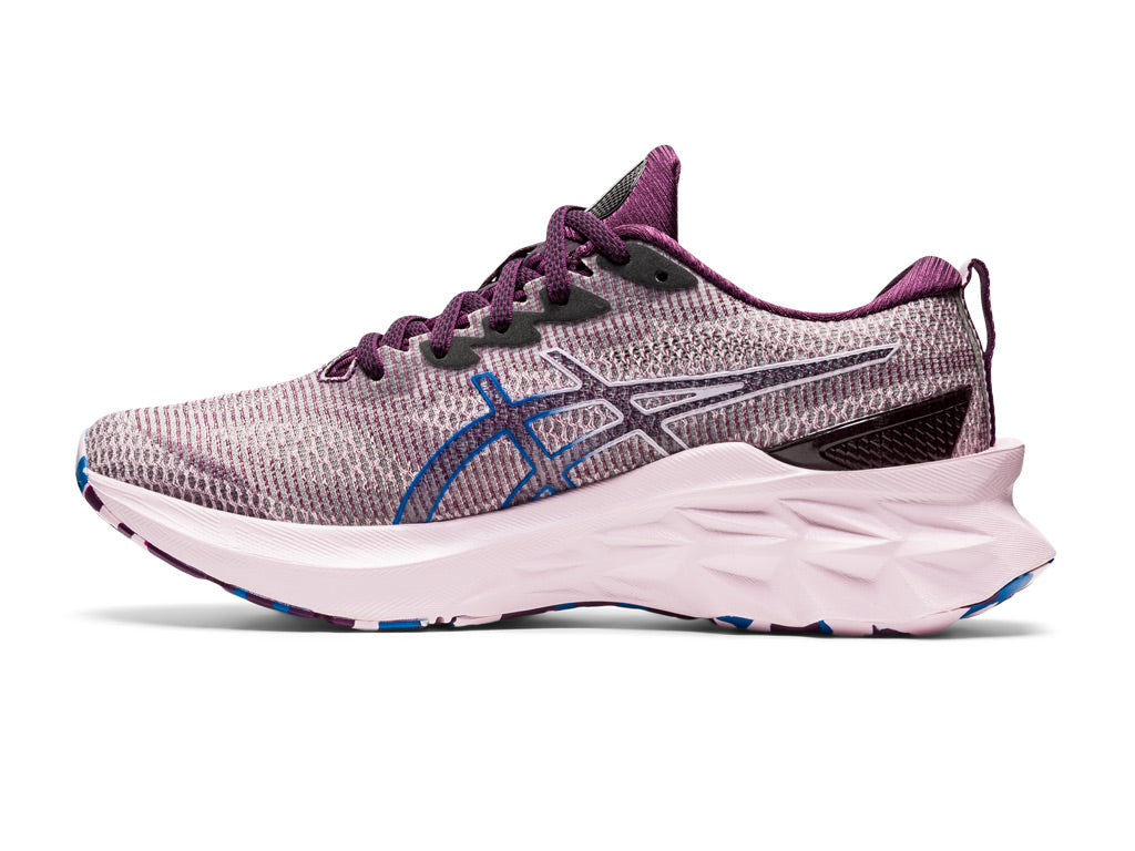 Novablast 2 LE - Deep Plum/Barely Rose (W)